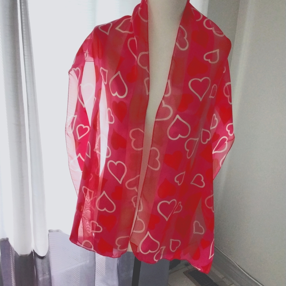 Pink scarf with hearts